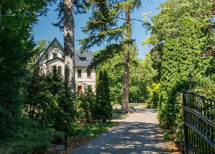 Villa-ottilienruh-pfauen-suite * 일젠부르크