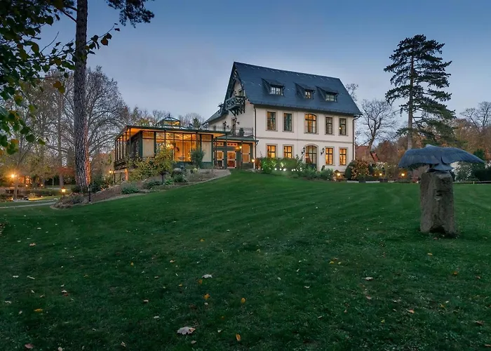 Villa-ottilienruh-pfauen-suite 일젠부르크